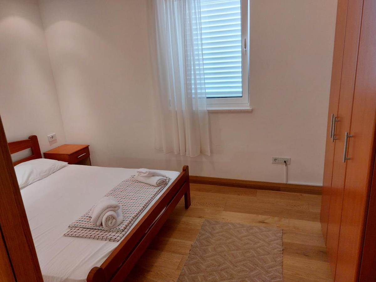 Apartment-Hotel Vila Petrovic-Becici บุดวา ภายนอก รูปภาพ