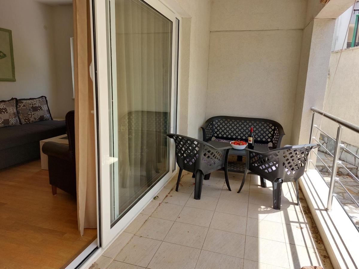 Apartment-Hotel Vila Petrovic-Becici บุดวา ภายนอก รูปภาพ