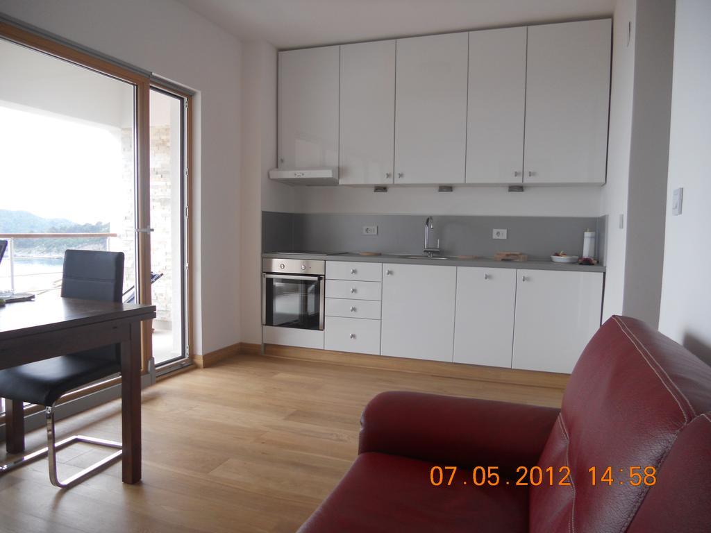 Apartment-Hotel Vila Petrovic-Becici บุดวา ภายนอก รูปภาพ