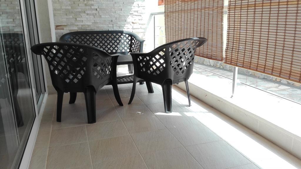 Apartment-Hotel Vila Petrovic-Becici บุดวา ภายนอก รูปภาพ